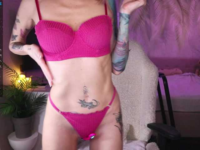 Break-me-Shake-me's BongaCams show and profile