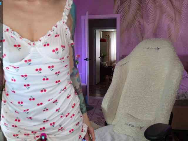 Break-me-Shake-me webcam