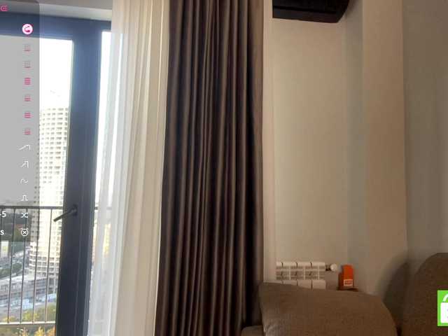 TyeshaDirksen live cam on BongaCams