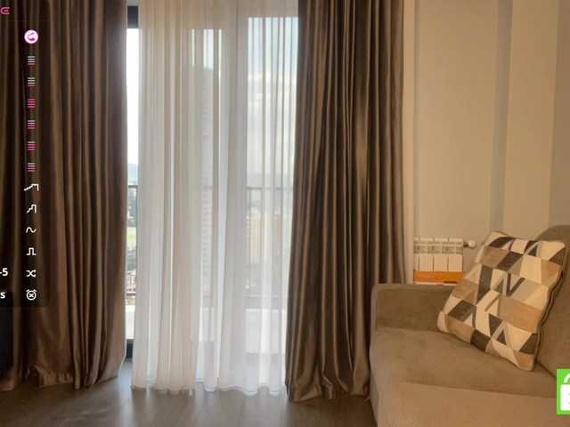 TyeshaDirksen live cam preview