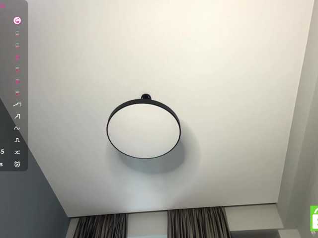 TyeshaDirksen live cam on BongaCams