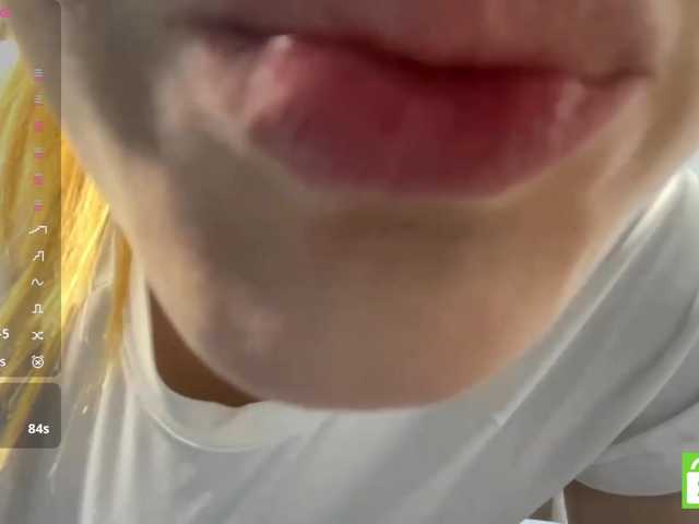 TyeshaDirksen live cam on BongaCams