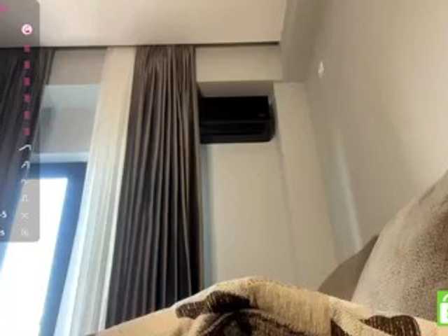 TyeshaDirksen live cam on BongaCams