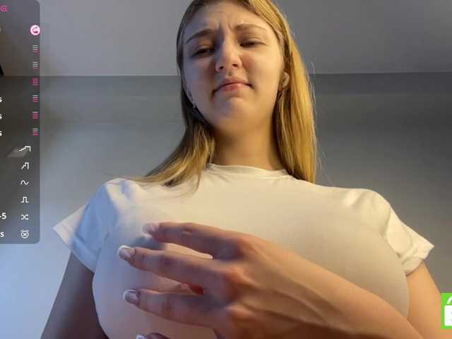 TyeshaDirksen live cam on BongaCams