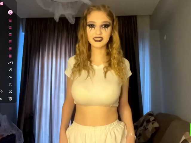 TyeshaDirksen live cam on BongaCams