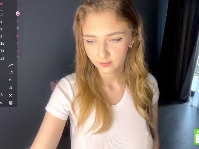 TyeshaDirksen live cam on BongaCams