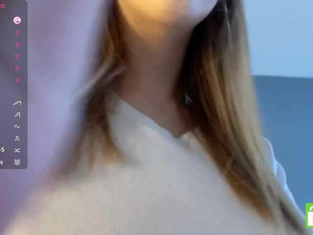 TyeshaDirksen live cam on BongaCams