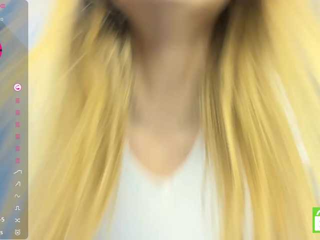 TyeshaDirksen live webcam show