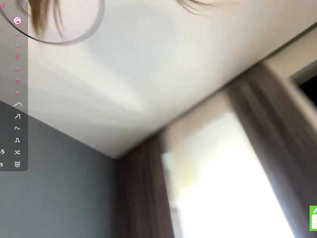 TyeshaDirksen live cam on BongaCams