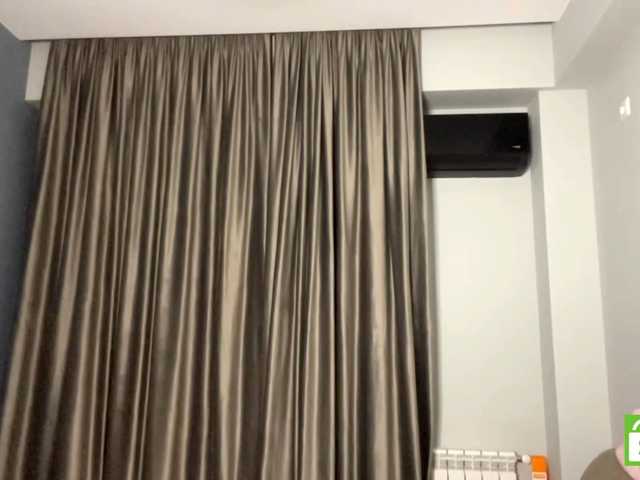 TyeshaDirksen live cam on BongaCams