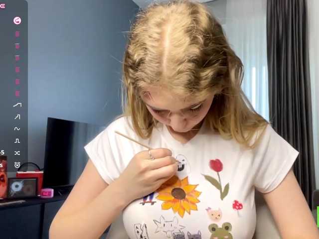 TyeshaDirksen live cam on BongaCams
