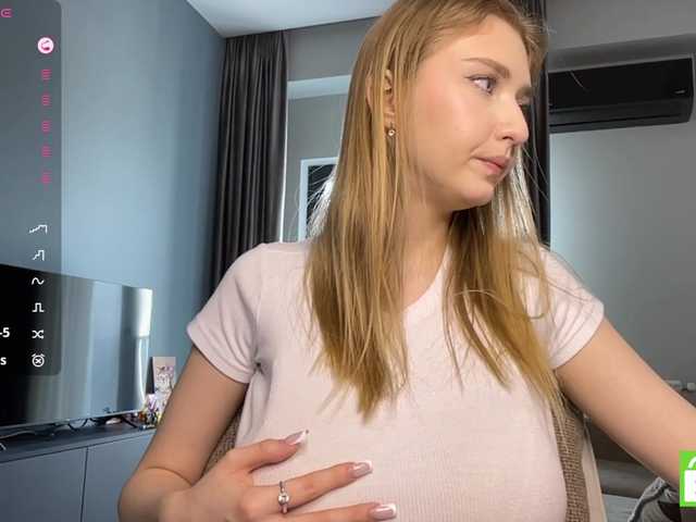 TyeshaDirksen live cam