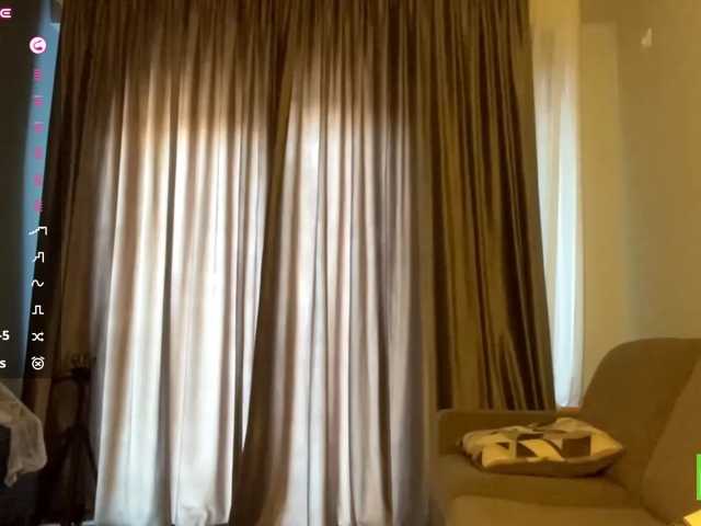 TyeshaDirksen live cam on BongaCams