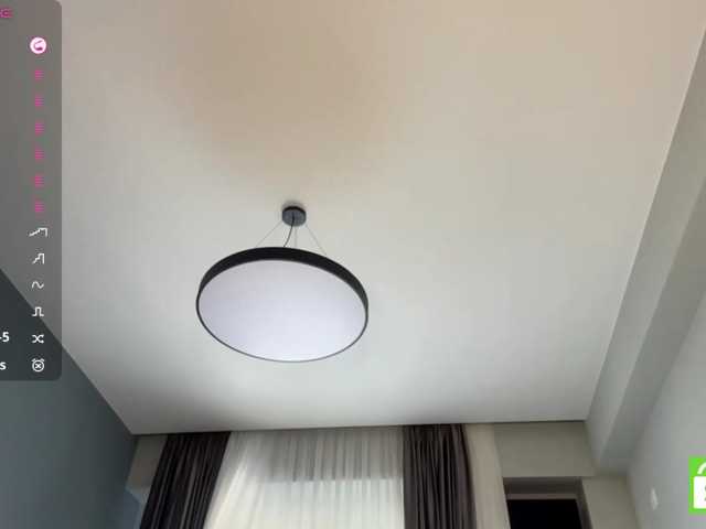 TyeshaDirksen live cam preview