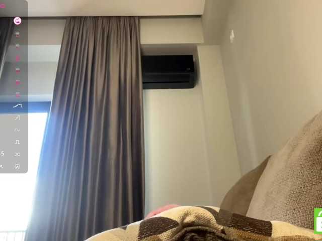 TyeshaDirksen live cam on BongaCams