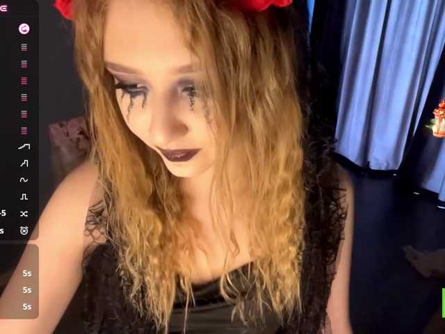 TyeshaDirksen