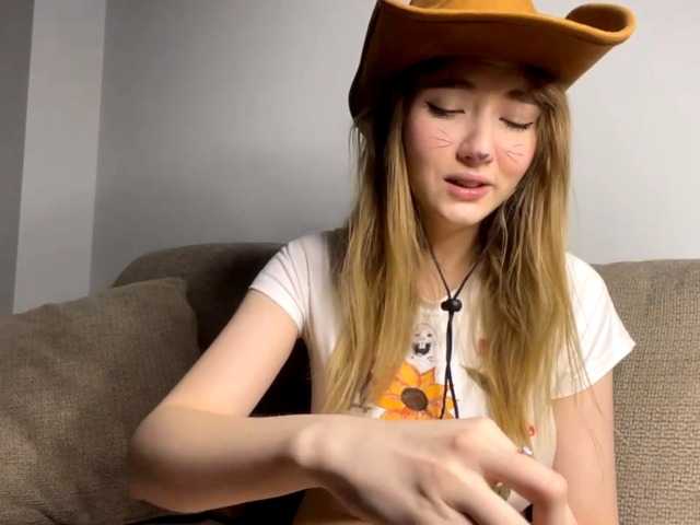 TyeshaDirksen live cam on BongaCams