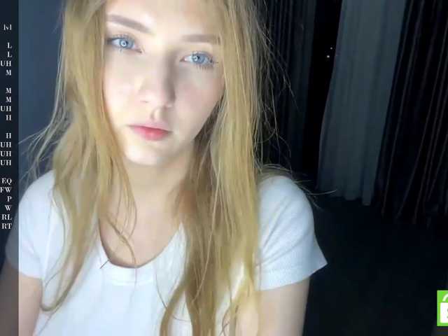 TyeshaDirksen live cam on BongaCams