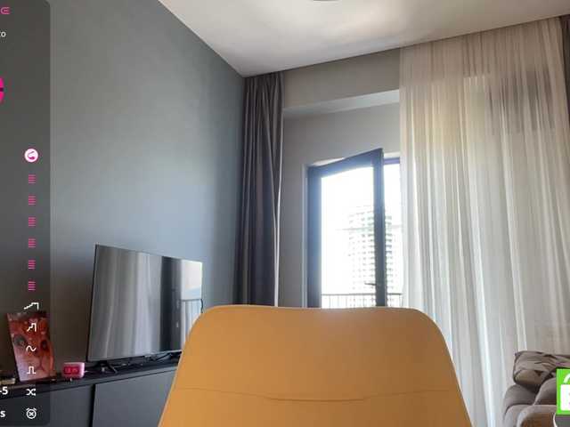 TyeshaDirksen live cam on BongaCams