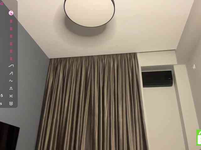 TyeshaDirksen webcam