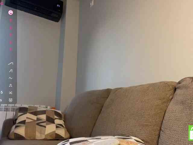 Tyeshadirksen's cam show statistics and live stream