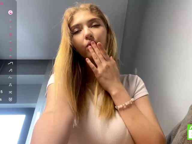 TyeshaDirksen