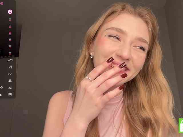 TyeshaDirksen webcam