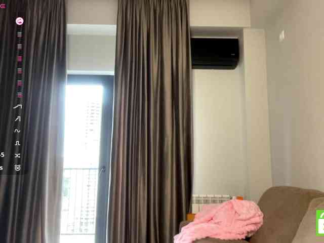 Modèle: TyeshaDirksen