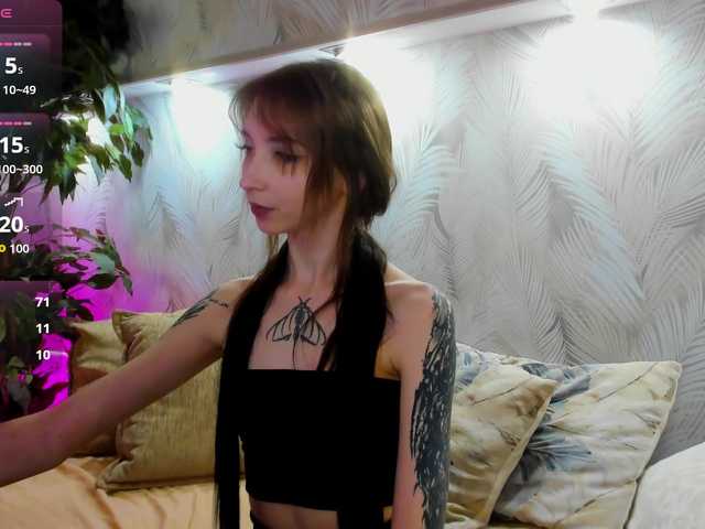 Ellen-Hops live cam on BongaCams