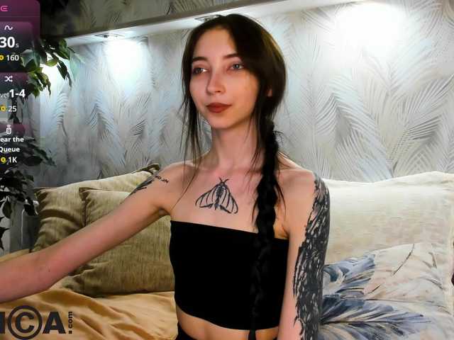 Ellen-Hops live cam on BongaCams