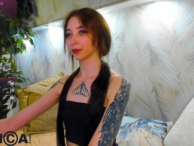 Ellen-Hops live cam on BongaCams