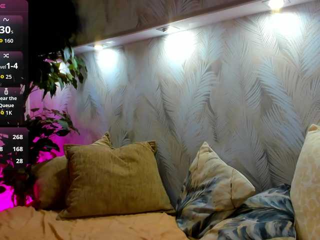 Ellen-Hops live cam on BongaCams
