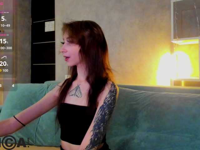 Ellen-Hops live cam