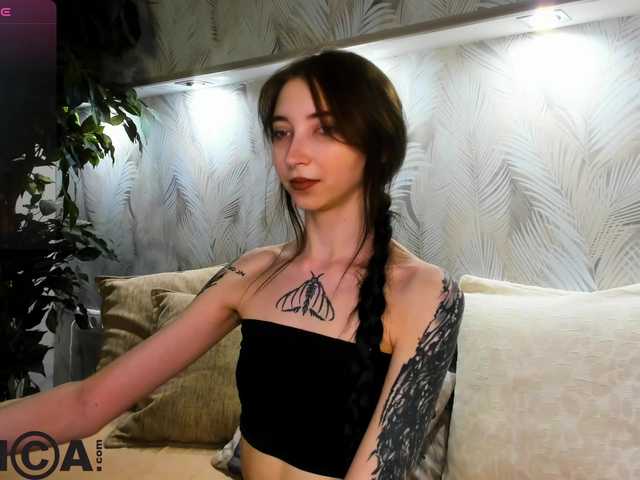 Ellen-Hops live cam on BongaCams