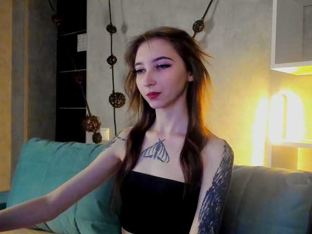 Ellen-Hops live cam on BongaCams