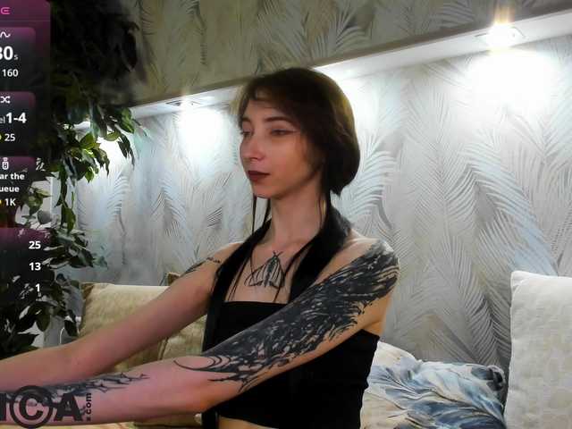 Ellen-Hops live cam on BongaCams