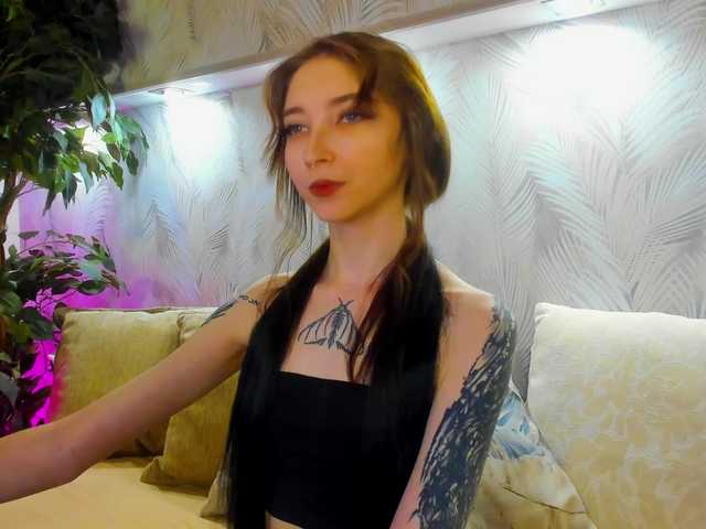 Ellen-Hops live cam on BongaCams