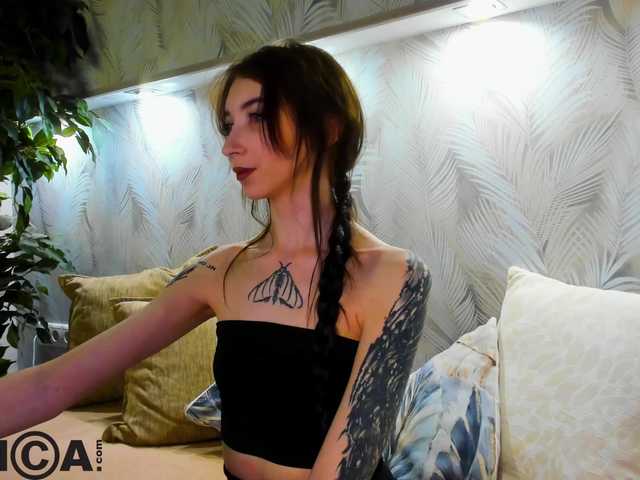 Ellen-Hops live cam on BongaCams