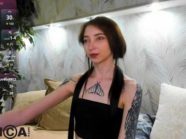 Ellen-Hops live cam on BongaCams