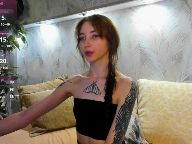 Ellen-Hops live cam on BongaCams