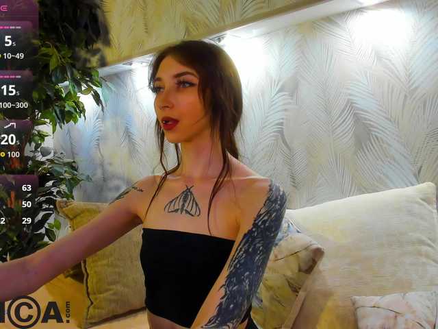Ellen-Hops live cam on BongaCams