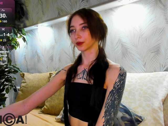 Ellen-Hops live cam on BongaCams
