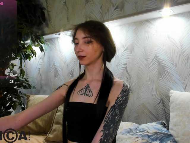 Ellen-Hops live cam on BongaCams
