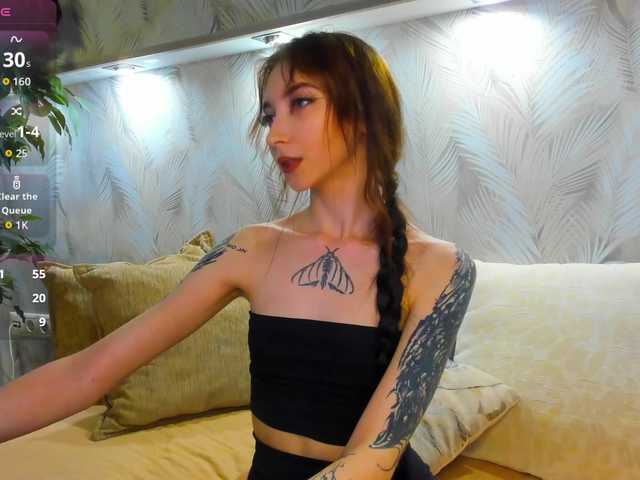 Ellen-Hops live cam on BongaCams