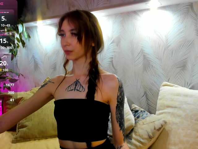 Ellen-Hops live cam on BongaCams