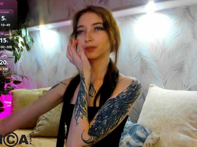 Ellen-Hops live cam