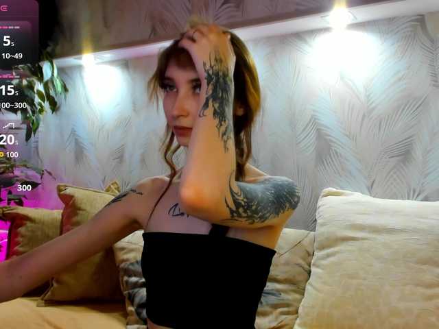 Ellen-Hops live cam on BongaCams