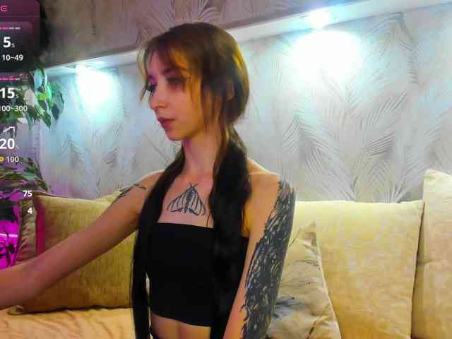 ellen-hops's live room