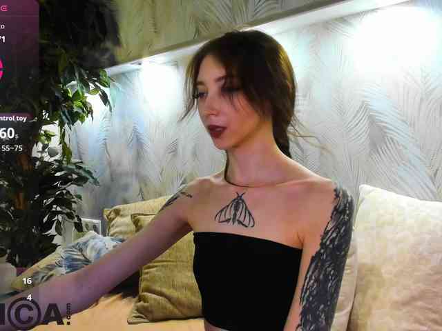 ellen-hops's live room