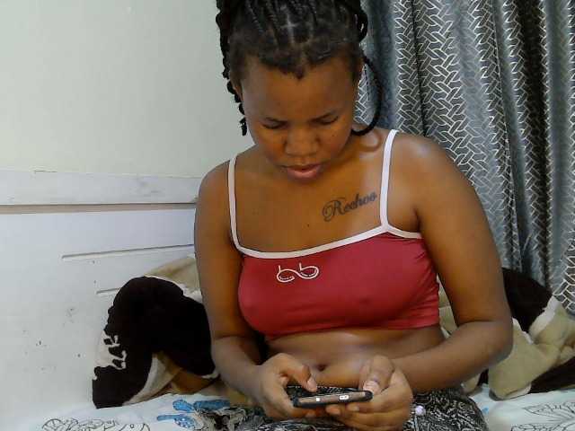 Lovelybabra live cam on BongaCams